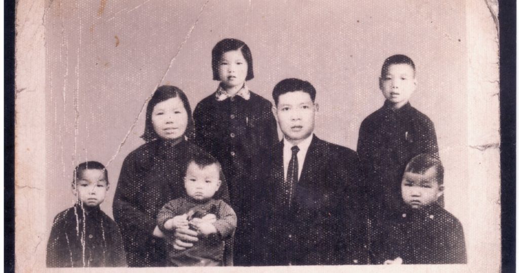 Foto Famiglia Sun (nonno papa e zii di Sun Wen-Long)rid